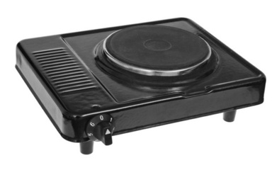 老滿是灰塵的虹吸在黑色背景上。蜘蛛網纏繞的方式